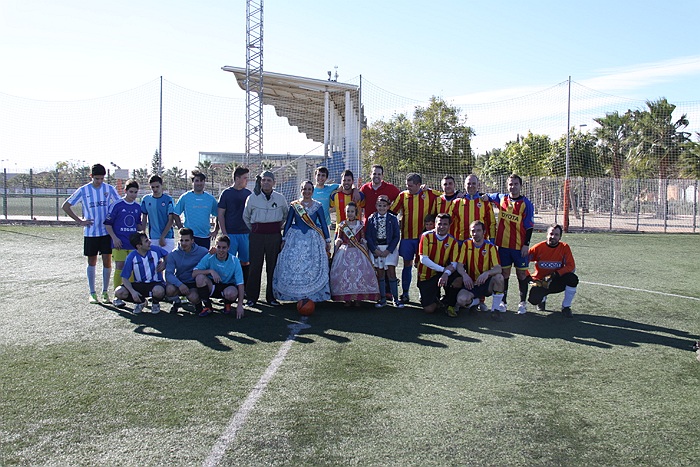 MA 15-16 Futbol Solteros Vs Casados  0024