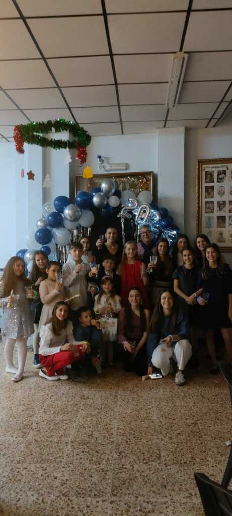 NOCHEVIEJA INFANTIL 24-25 (10)